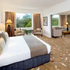 Business 1 image ROYAL ON THE PARK Rest in Brisbane QLD