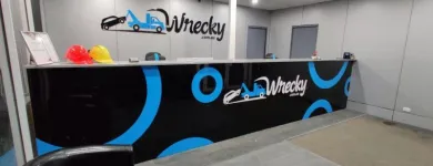 Business 3 image WRECKY CAR WRECKERS Used Trucks & Buses in Dandenong South VIC