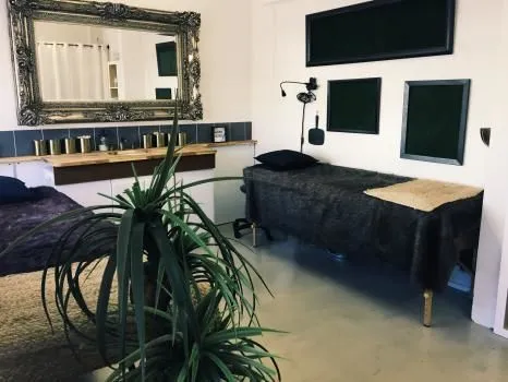 Business 3 image WHIPLASH AUSTRALIA