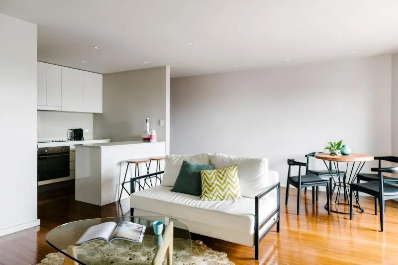Business 1 image VERIU RANDWICK